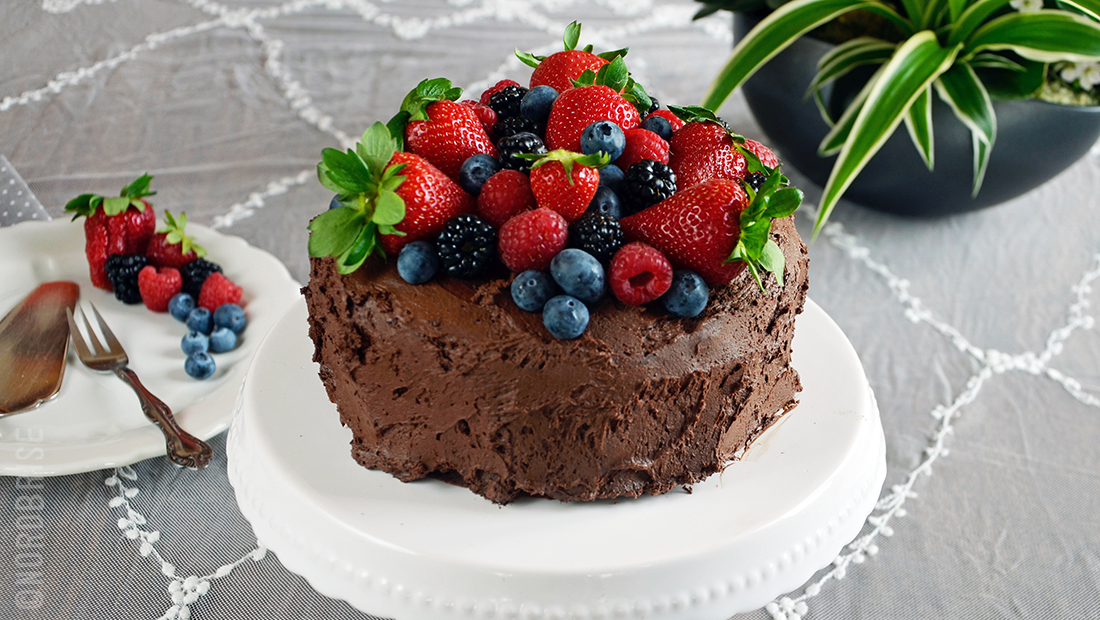 02_dark_chocolate_cake